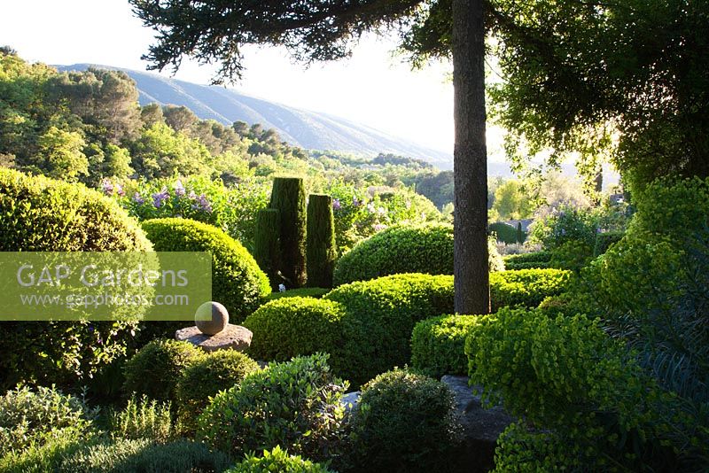 La Louve Garten, Provence, Frankreich